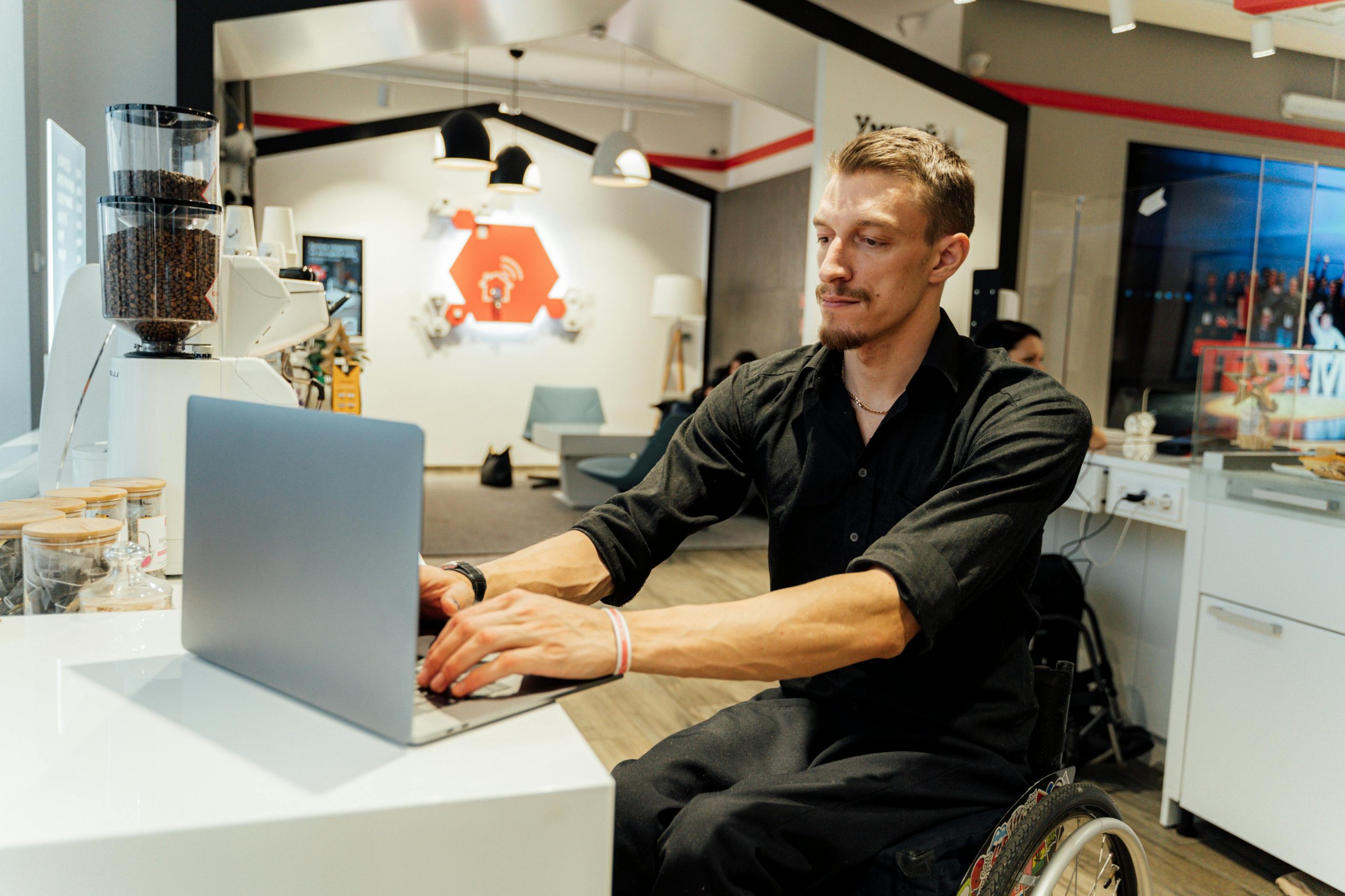 disabled-person-using-computer